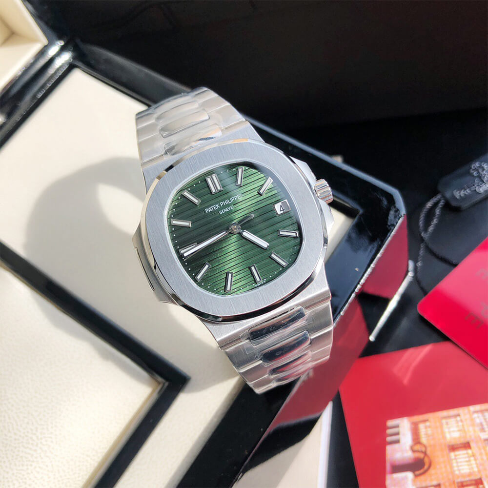 Patek Philippe Nautilus 5711/1A