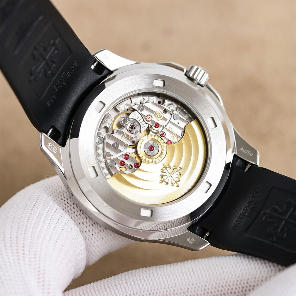 Patek Philippe Aquanaut 5261R-001