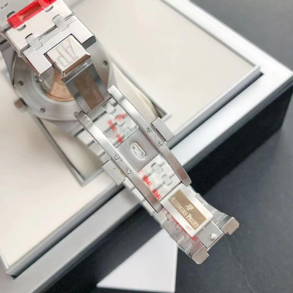 Audemars Piguet Royal Oak 15400